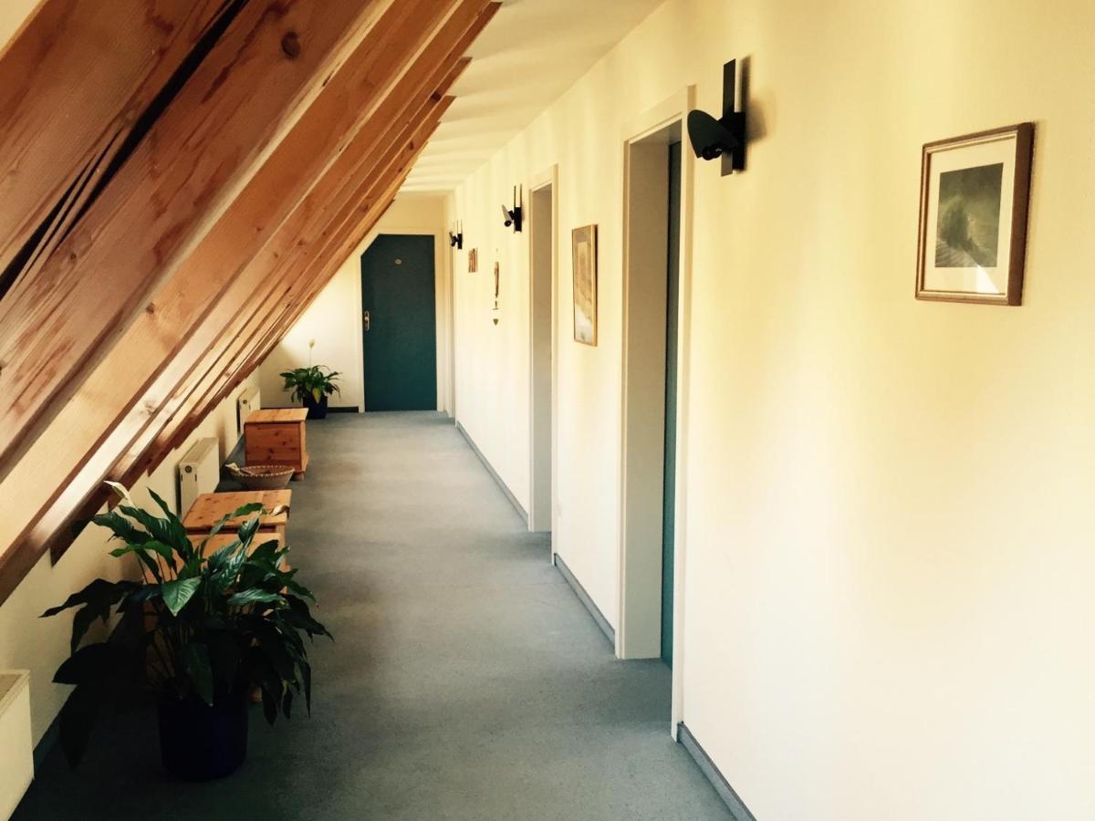 Dein Gutshof Hotel & Ferienwohnungen ゲルリッツ エクステリア 写真