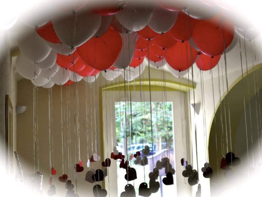 Dein Gutshof Hotel & Ferienwohnungen ゲルリッツ エクステリア 写真