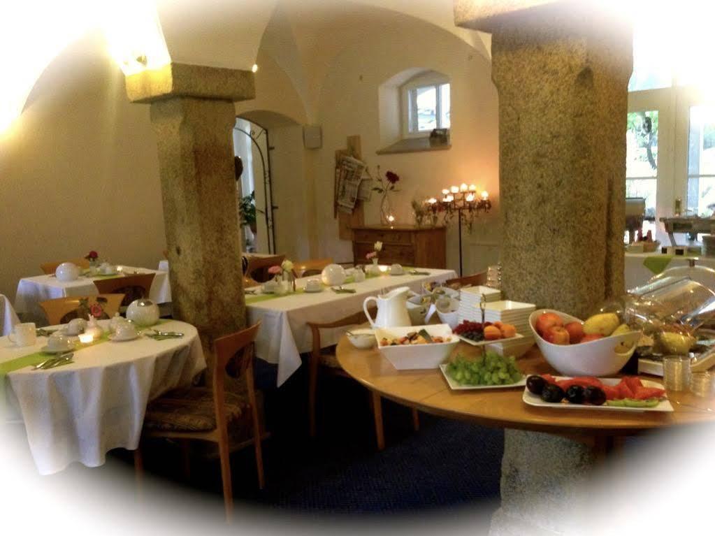 Dein Gutshof Hotel & Ferienwohnungen ゲルリッツ エクステリア 写真