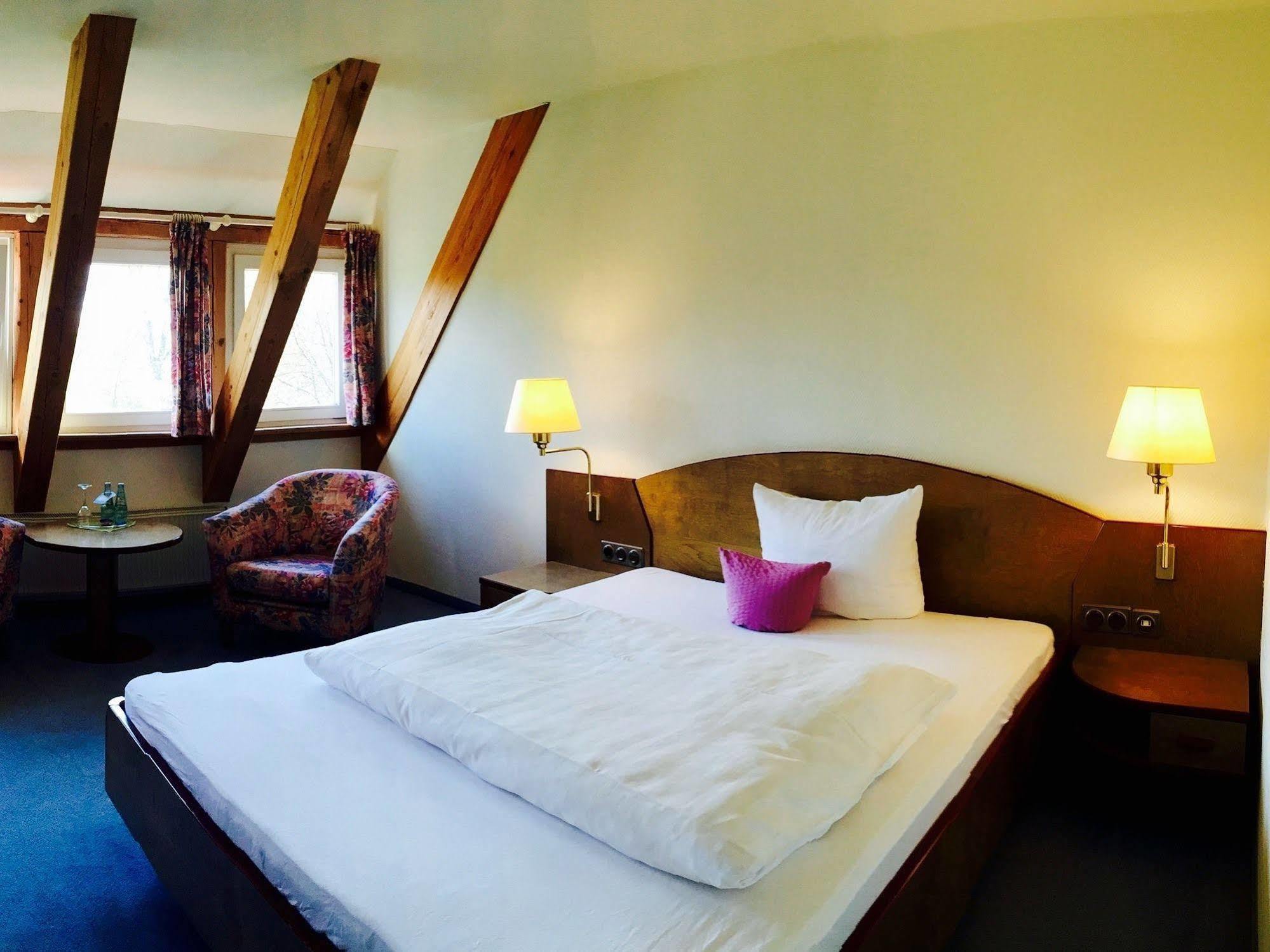 Dein Gutshof Hotel & Ferienwohnungen ゲルリッツ エクステリア 写真